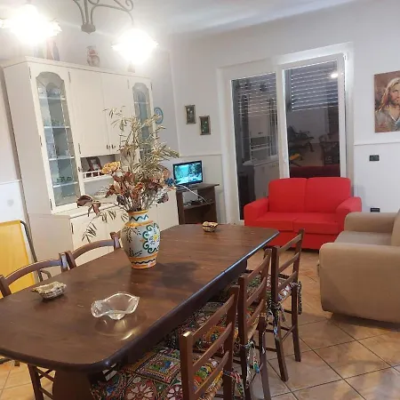 Casa Sara Holiday home *